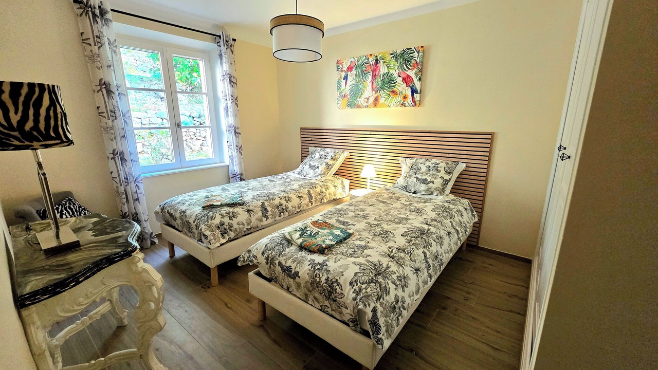 Photo of Bedroom in Cuers