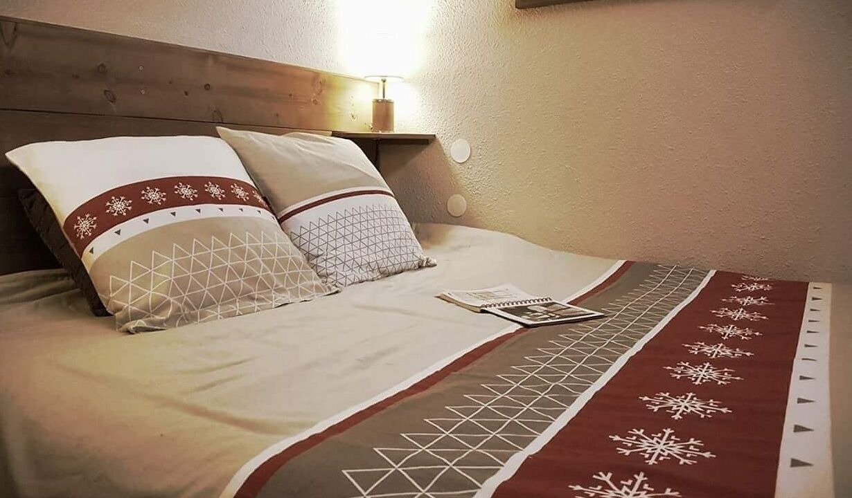 Photo of Bedroom in Arc-1800