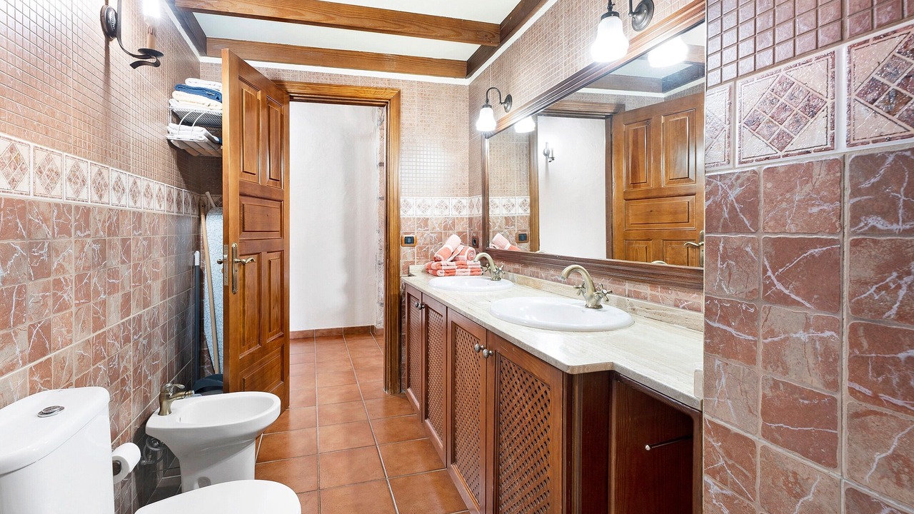 Photo of Bathroom in Las Galletas