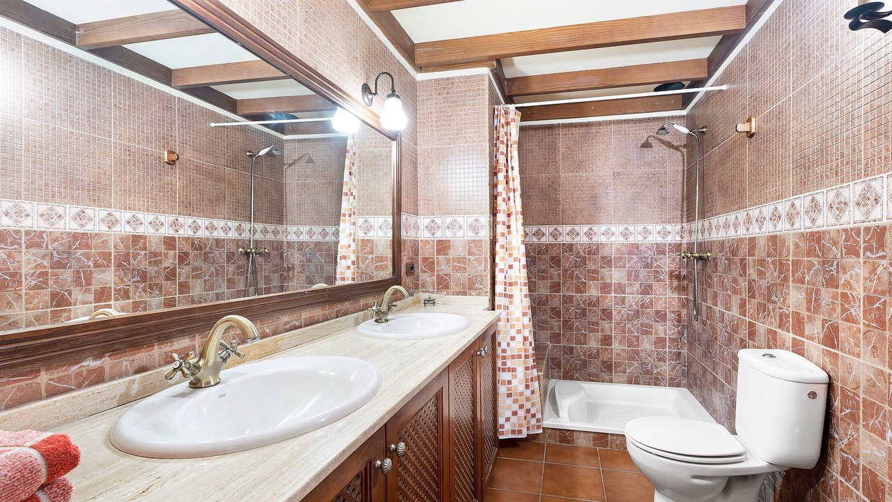 Photo of Bathroom in Las Galletas