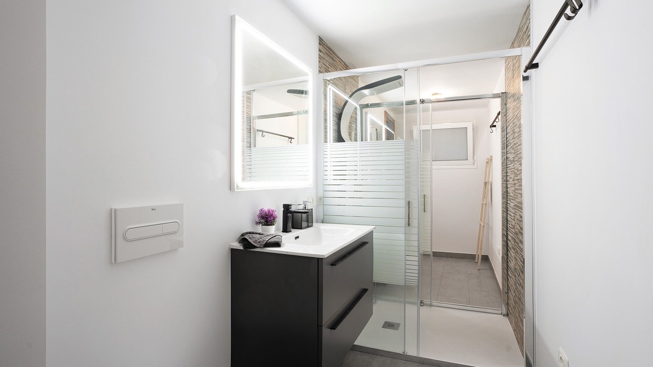 Photo of Bathroom in Los Realejos