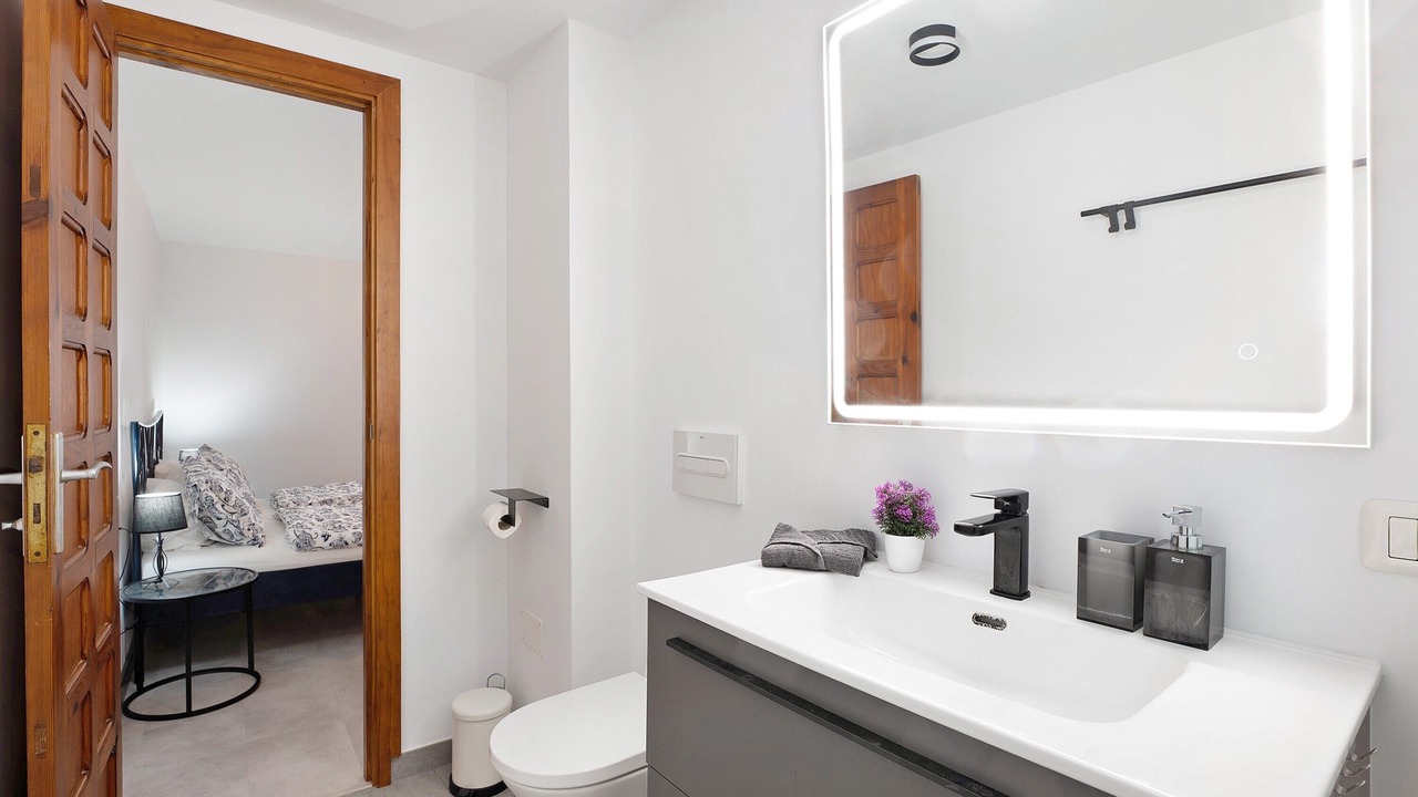 Photo of Bathroom in Los Realejos