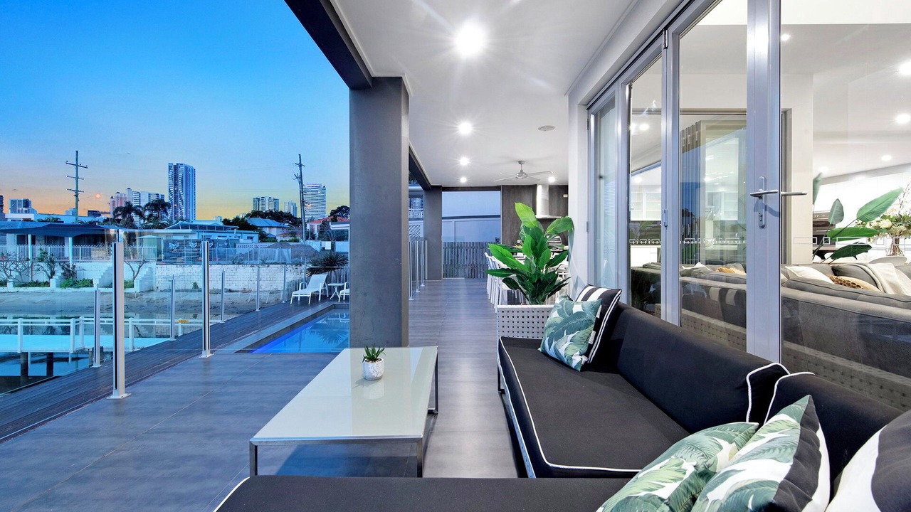 Photo of Patio Balcony in Broadbeach Waters