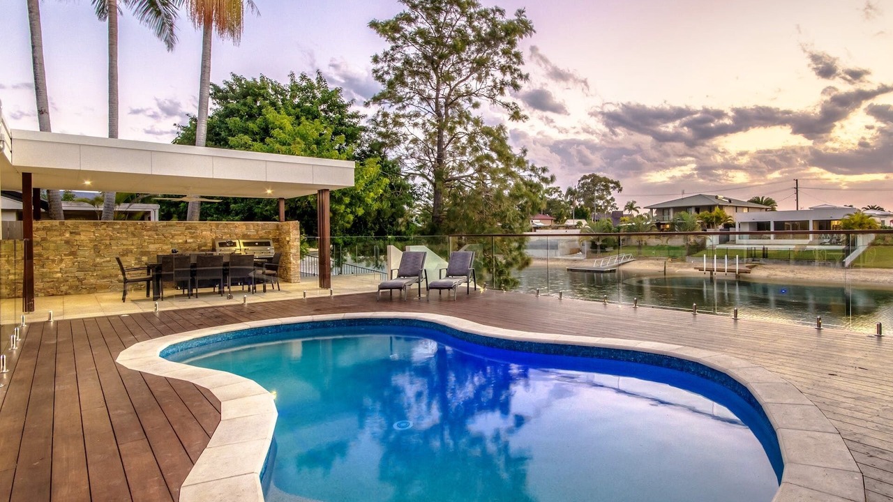 Photo of Outdoor in Mermaid Waters