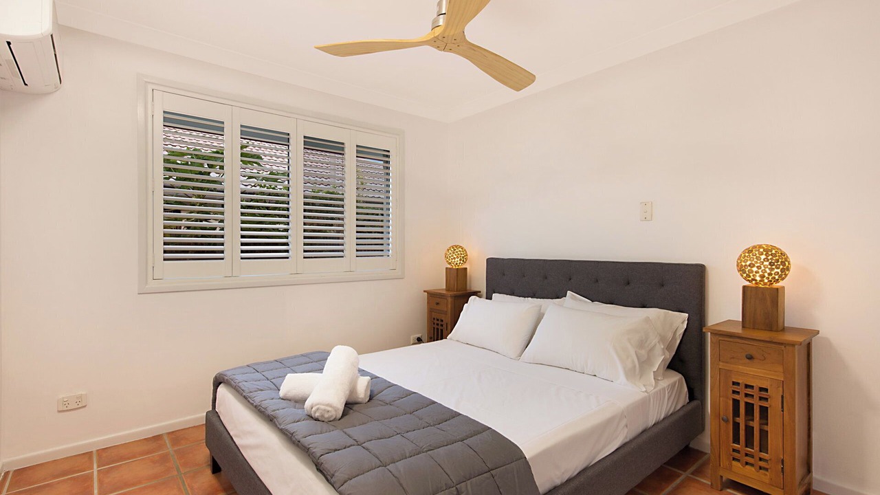 Photo of Bedroom in Broadbeach Waters