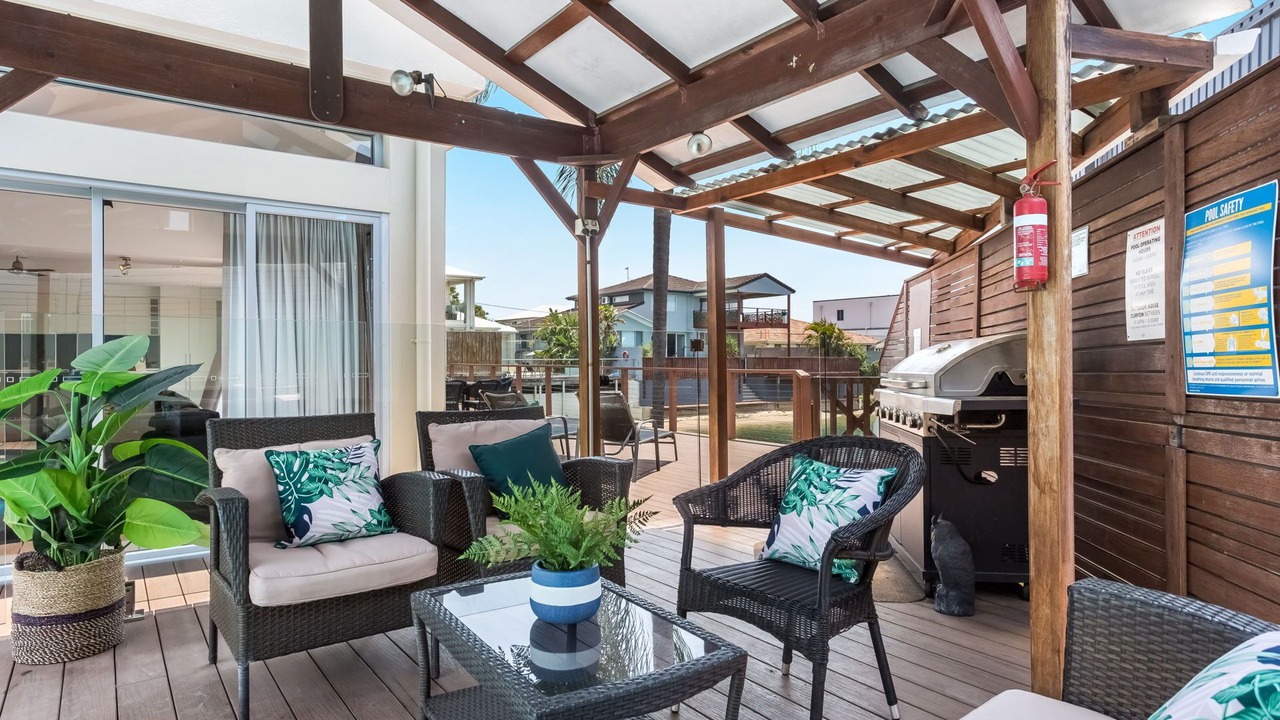 Photo of Patio Balcony in Broadbeach Waters