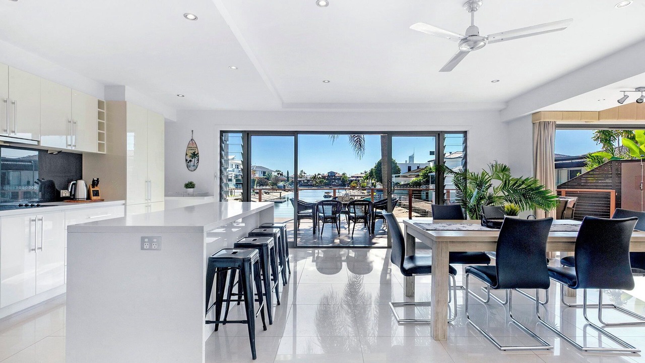 Photo of Kitchen in Broadbeach Waters