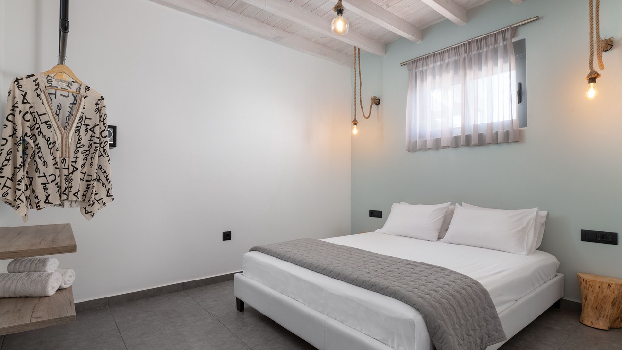 Photo of Bedroom in Lahania