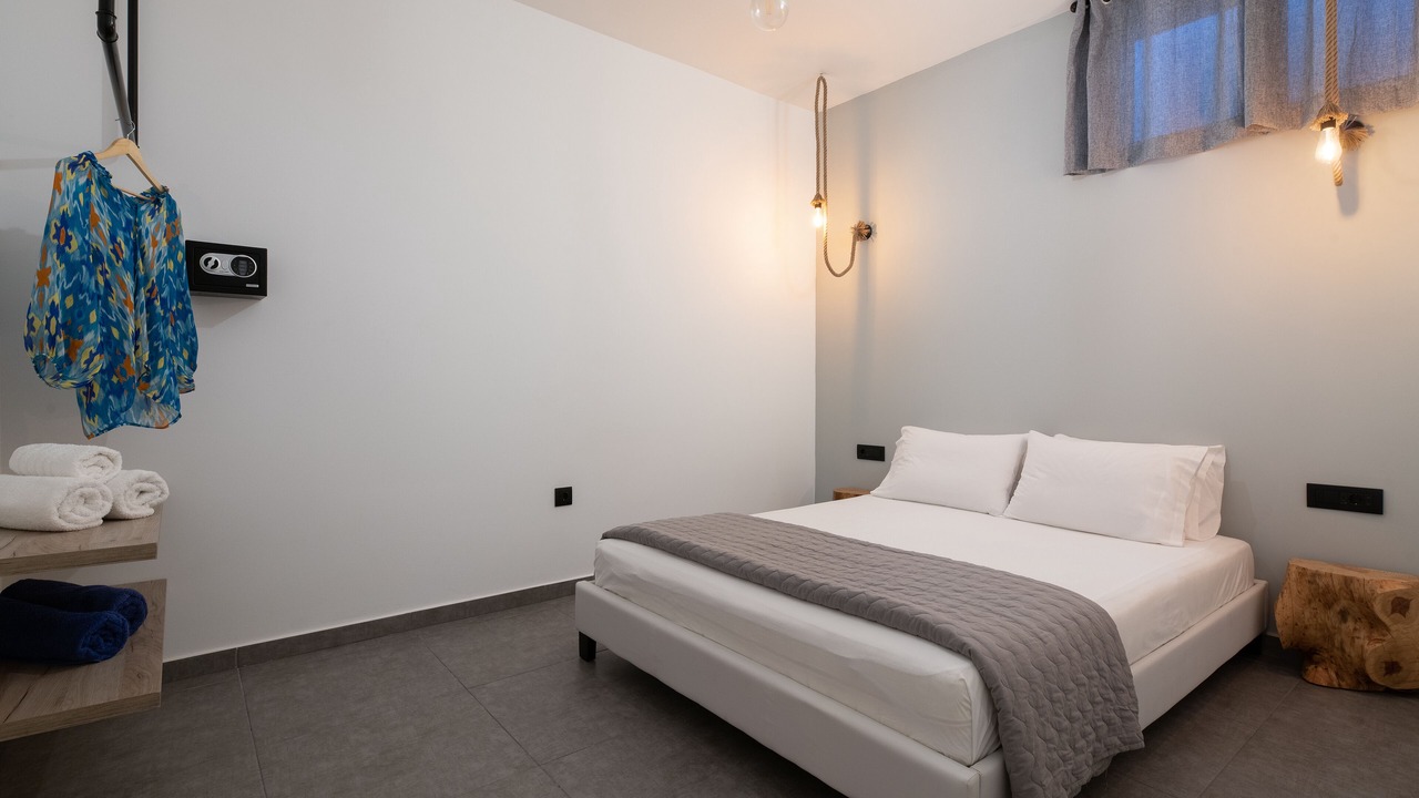 Photo of Bedroom in Lahania