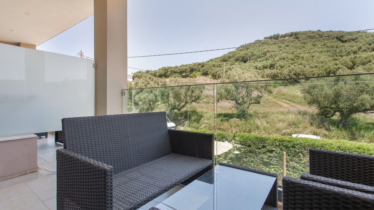 Photo of Patio Balcony in Alikanas