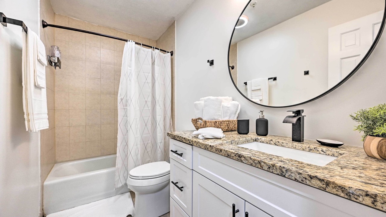 Photo of Bathroom in Limona Improvement