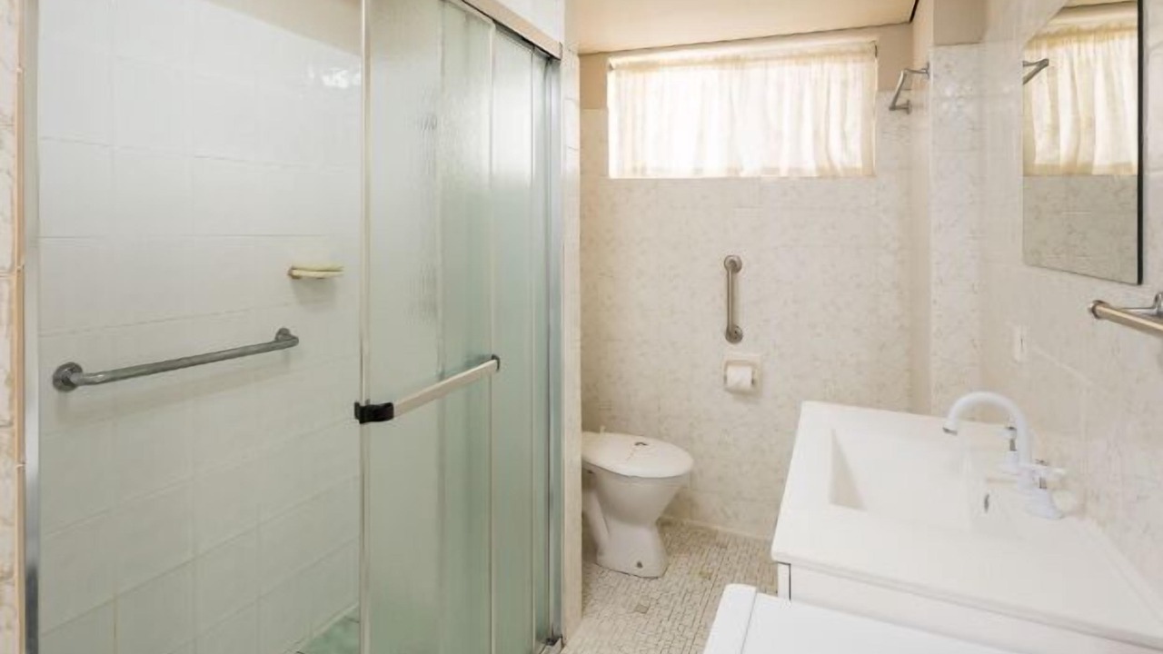 Photo of Bathroom in Burleigh Heads