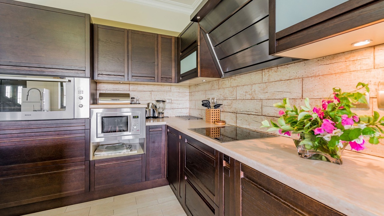 Photo of Kitchen in Neromilos