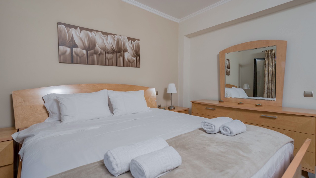 Photo of Bedroom in Neromilos