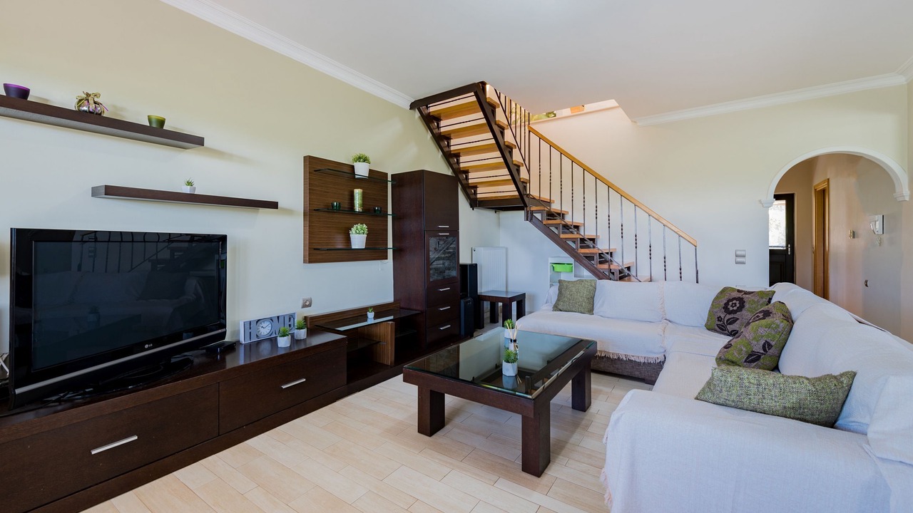 Photo of Livingroom in Neromilos