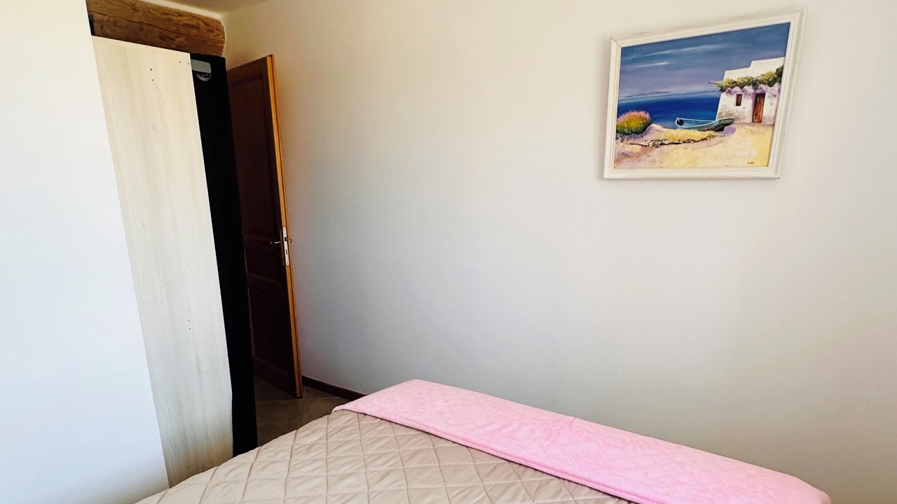Photo of Bedroom in Portes-en-Valdaine