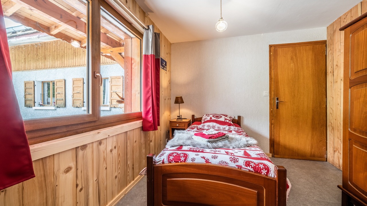 Photo of Bedroom in Abondance