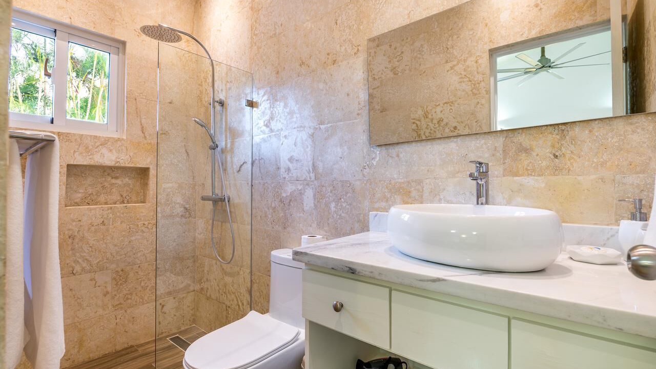 Photo of Bathroom in Los Lagos