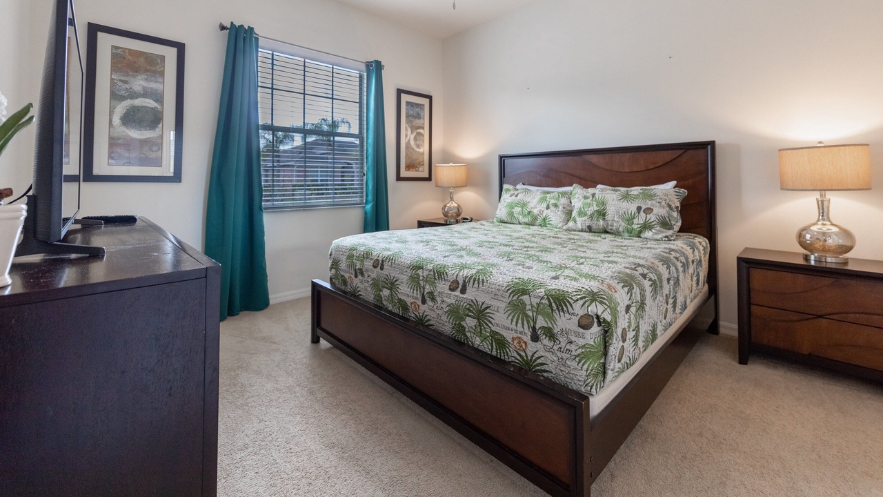Photo of Bedroom in Watersong