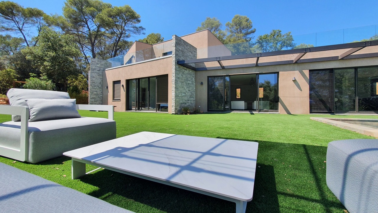 Photo of Patio Balcony in Trans-en-Provence