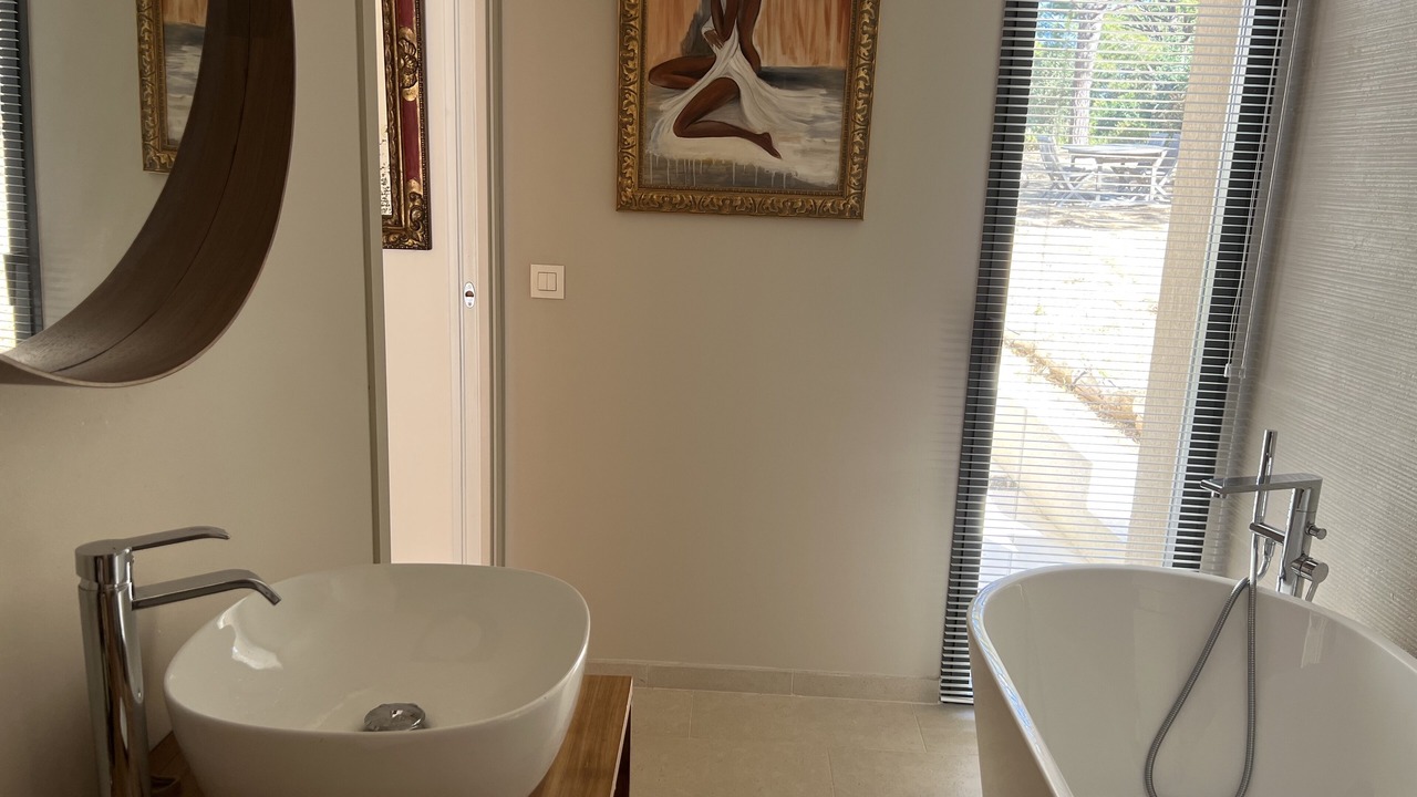 Photo of Bathroom in Ramatuelle