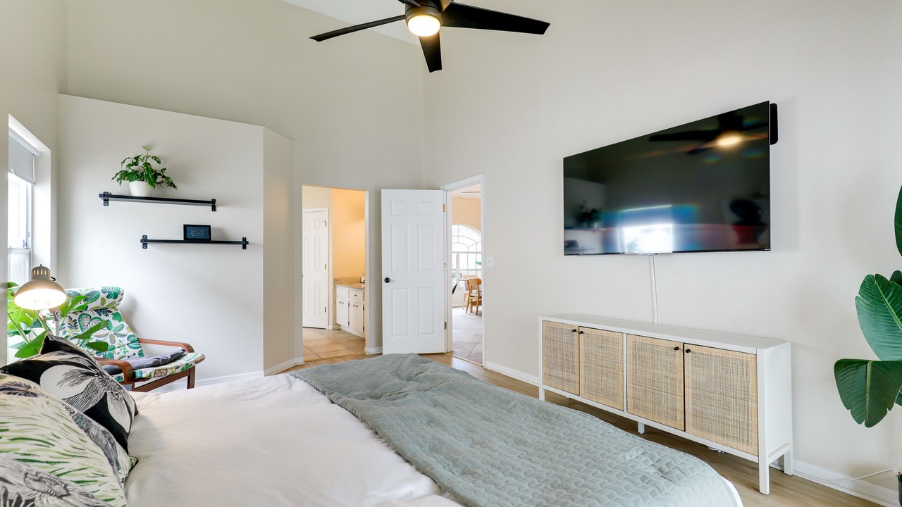 Photo of Bedroom in Valrico