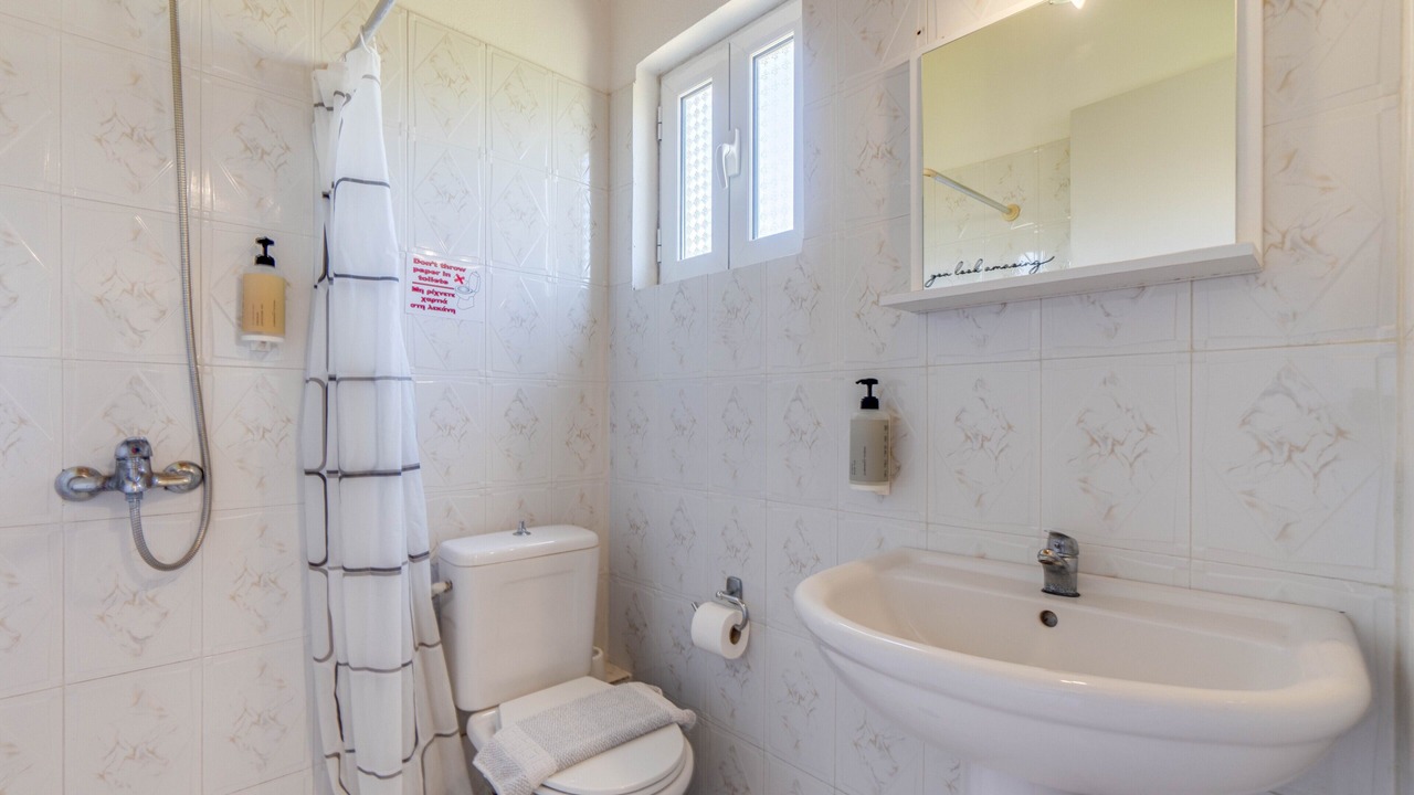 Photo of Bathroom in Kavos