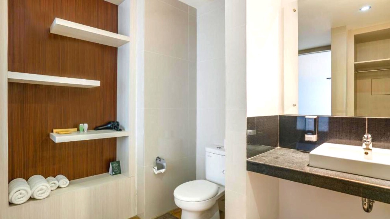 Photo of Bathroom in Petitenget