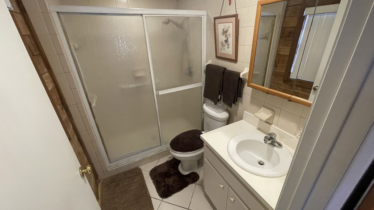 Photo of Bathroom in Bartow