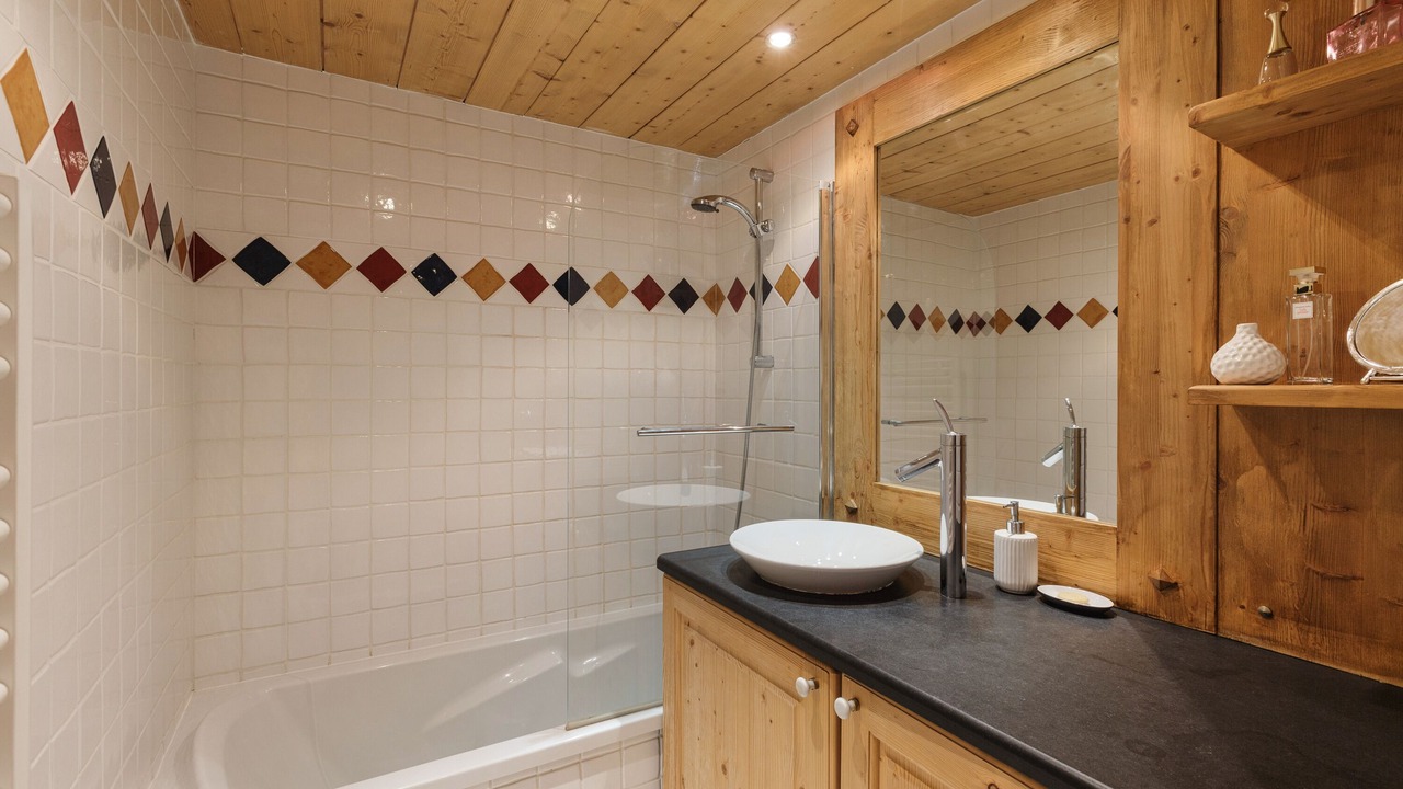 Photo of Bathroom in Montroc