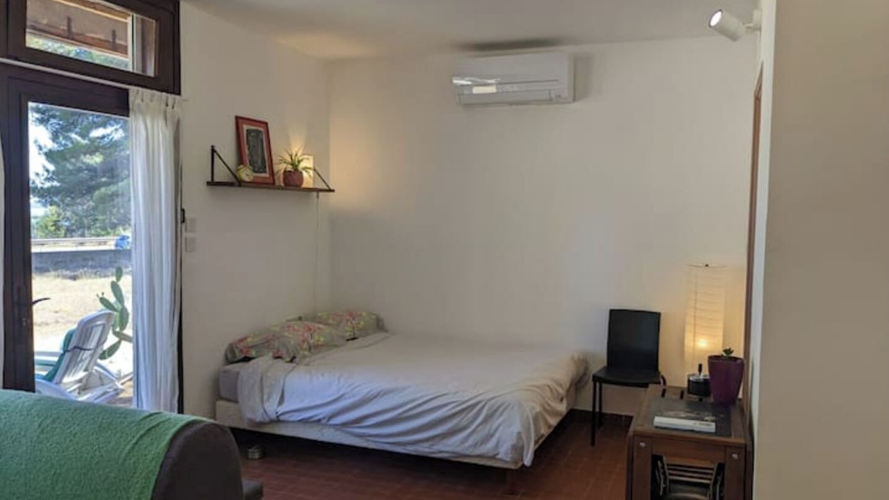 Photo of Bedroom in Saint-Chamas