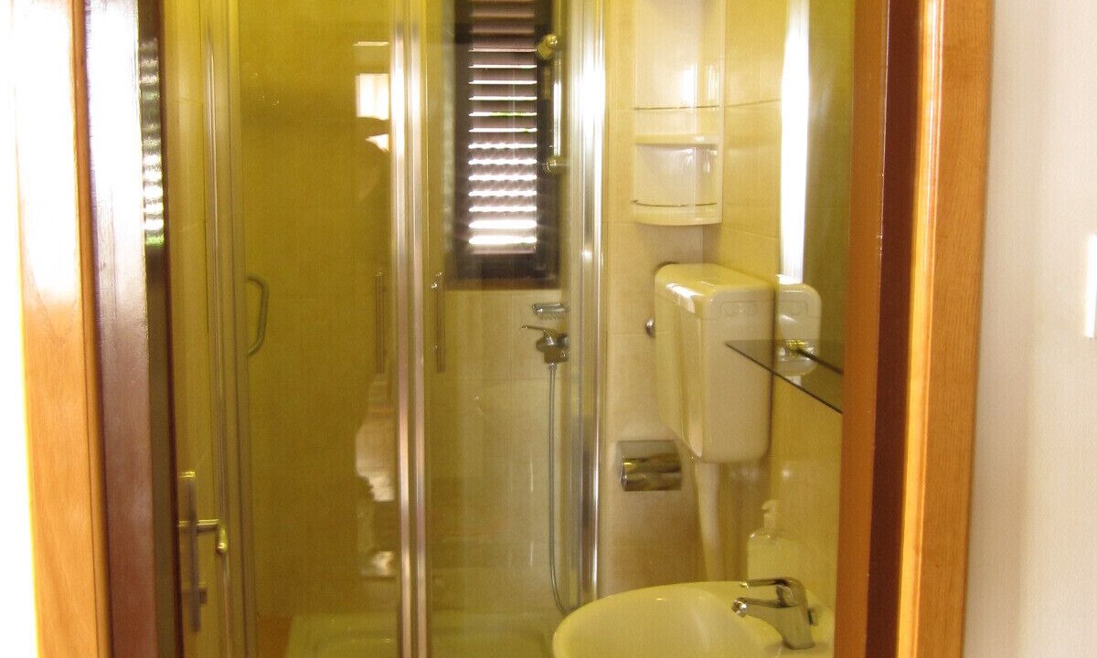Photo of Bathroom in Gornji Kono