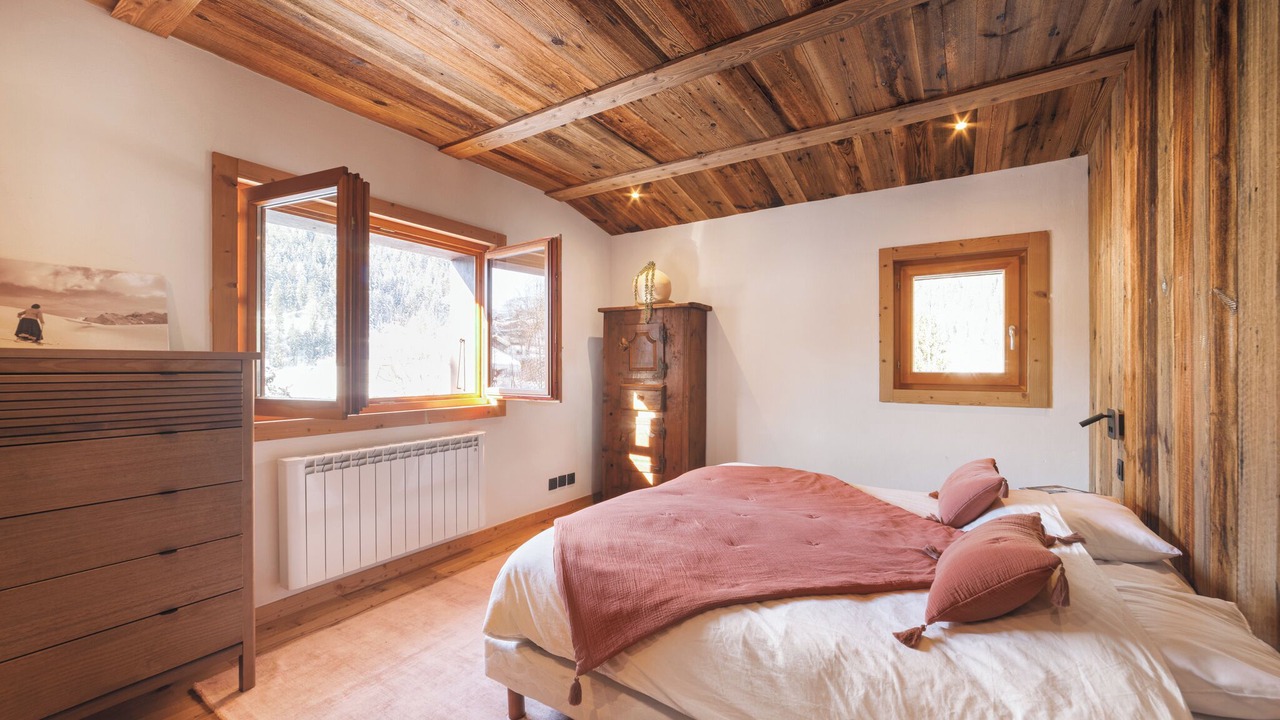 Photo of Bedroom in Les Contamines-Montjoie