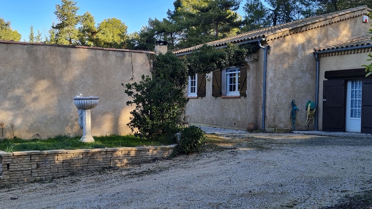 Photo of Outdoor in Saint-Julien