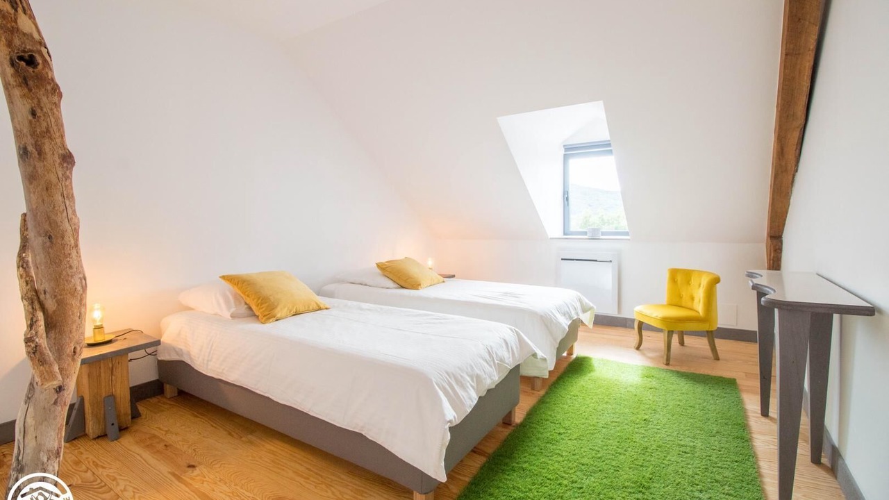 Photo of Bedroom in Charbonnieres-les-Varennes