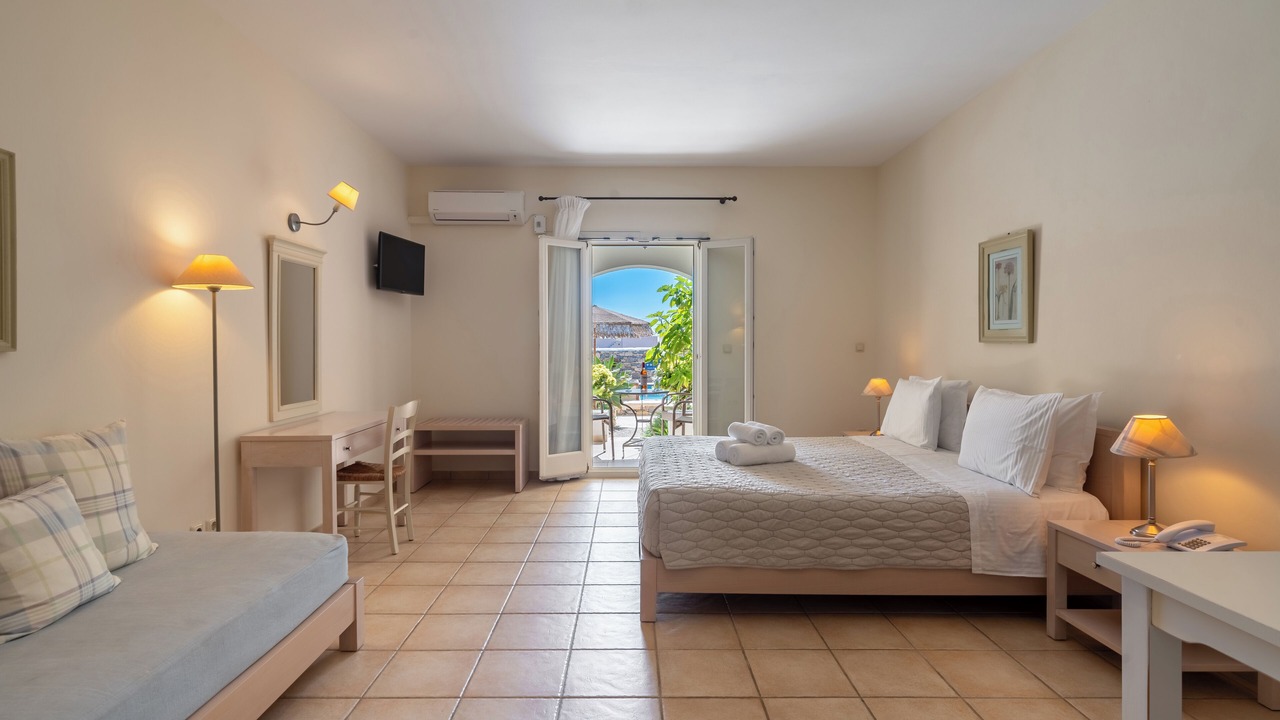 Photo of Bedroom in Koufonisia