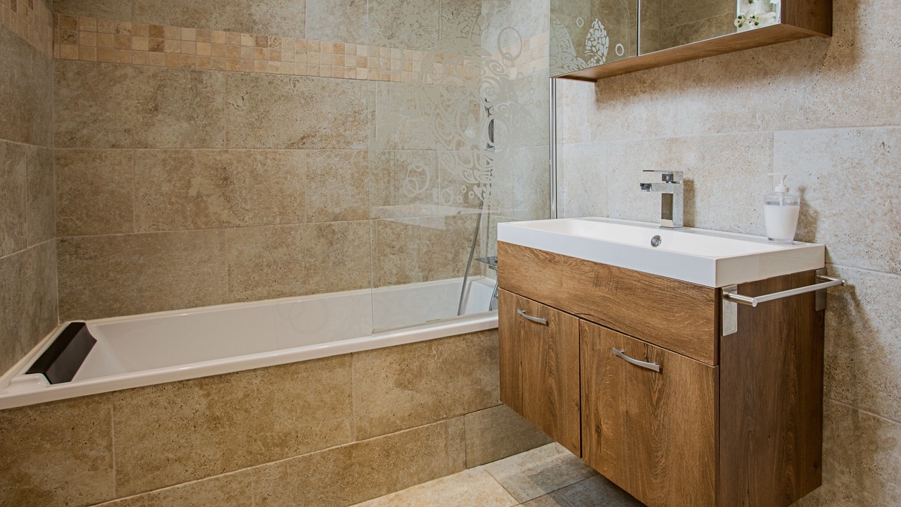 Photo of Bathroom in Carces
