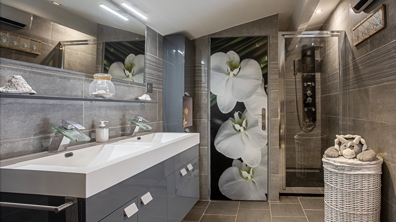 Photo of Bathroom in Carces