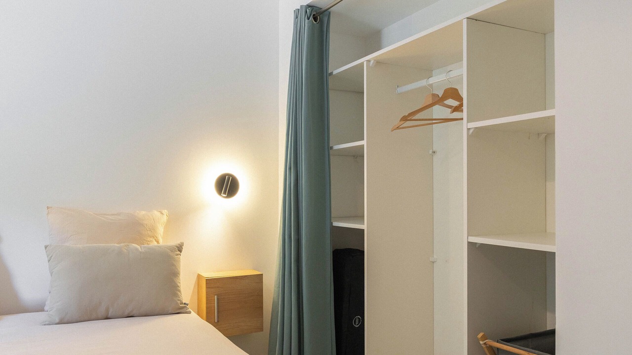 Photo of Bedroom in Mimet