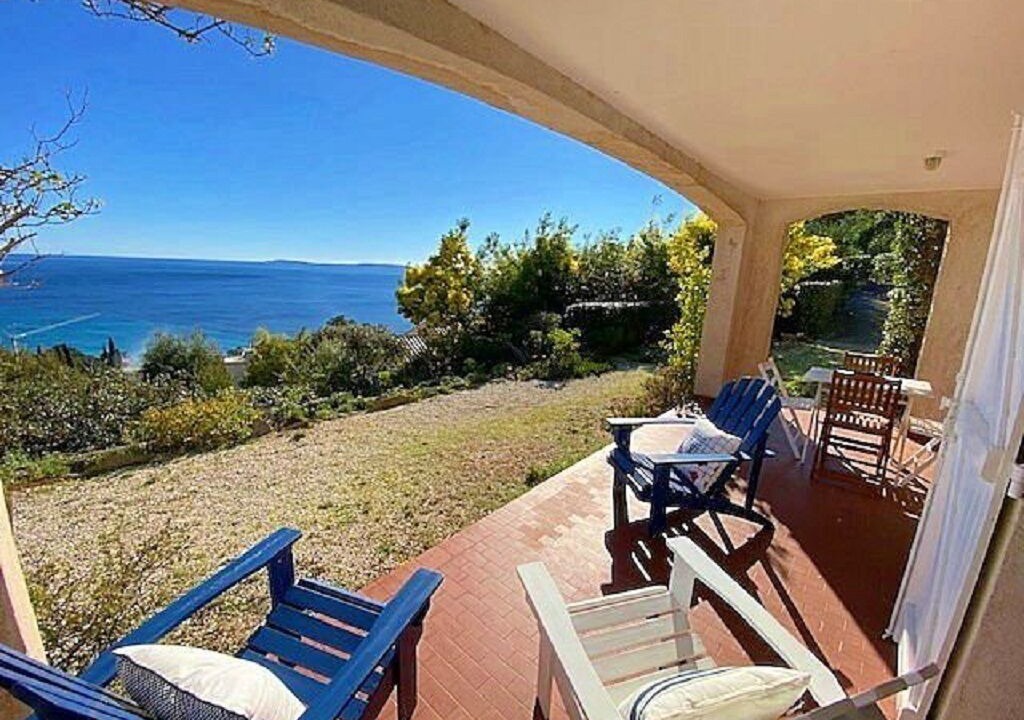 Photo of Patio Balcony in Rayol-Canadel-sur-Mer