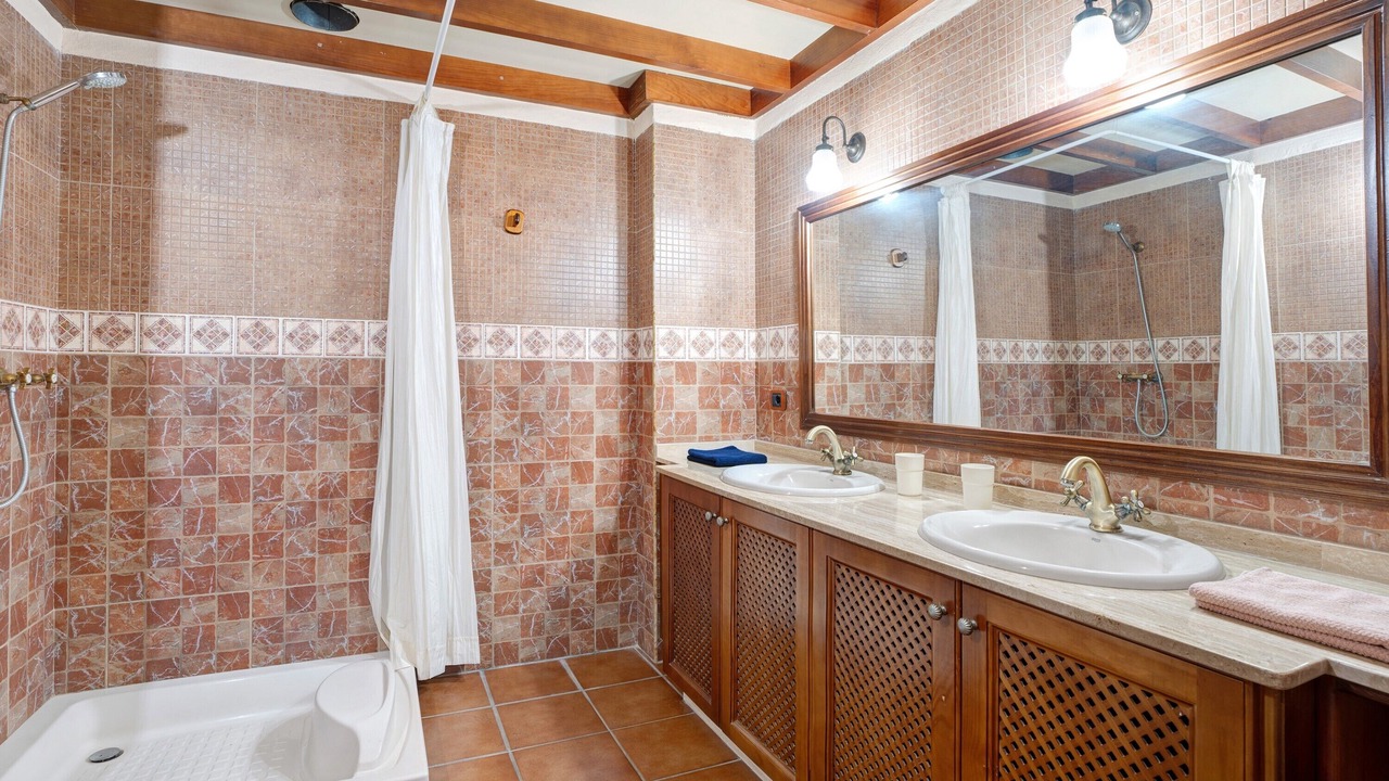 Photo of Bathroom in Las Galletas