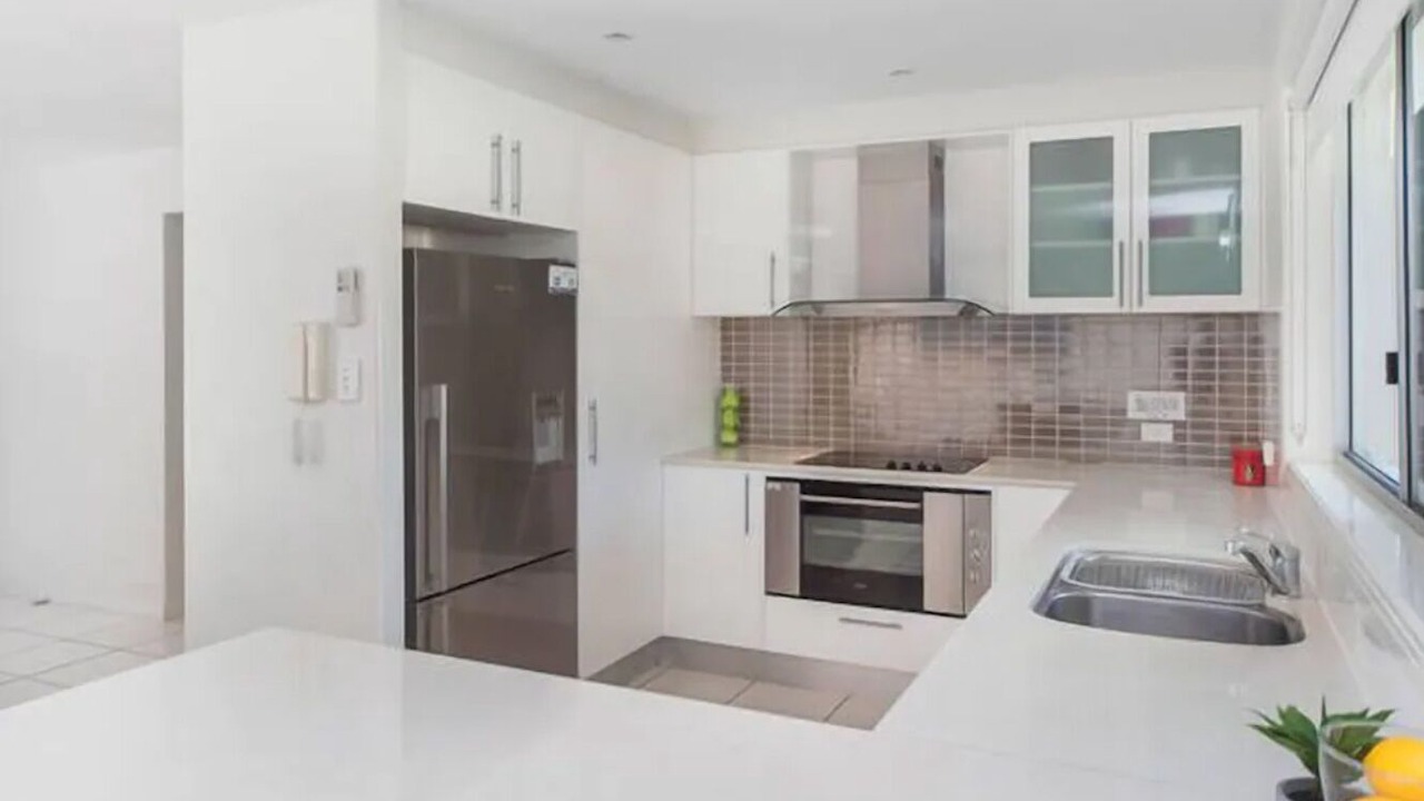 Photo of Kitchen in Mermaid Waters