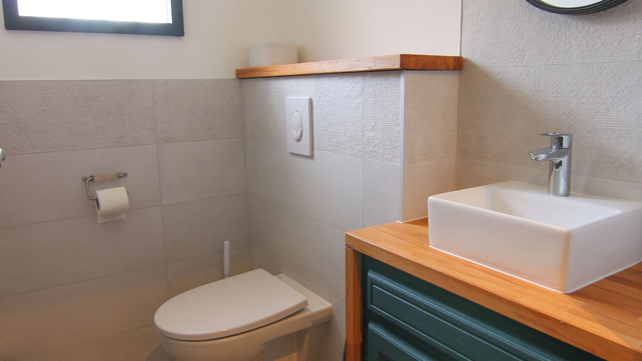Photo of Bathroom in Meounes-les-Montrieux