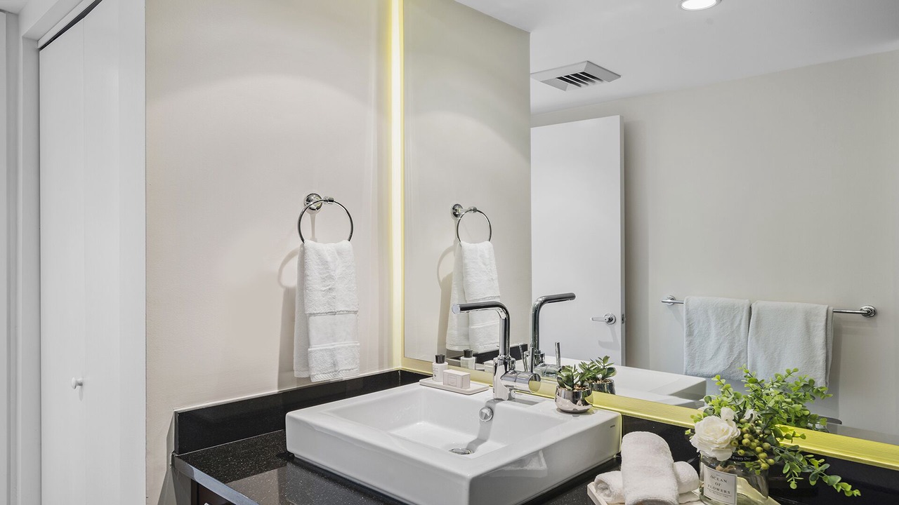 Photo of Bathroom in City Center