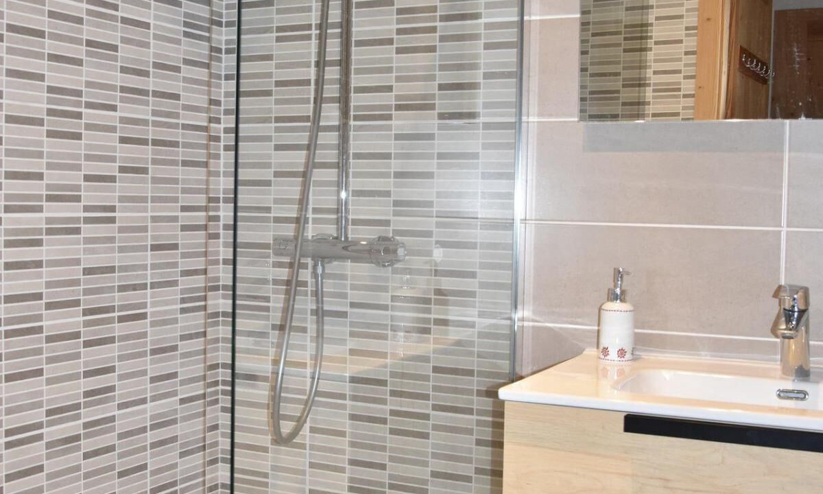 Photo of Bathroom in Pralognan-la-Vanoise