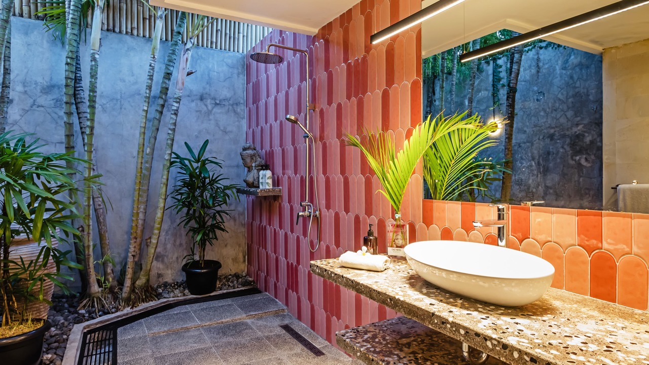 Photo of Bathroom in Laksmana