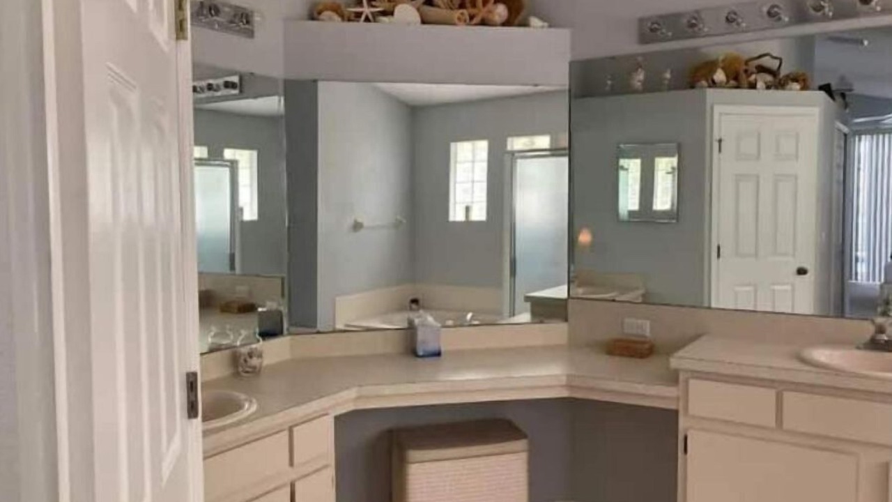 Photo of Bathroom in Boyette Springs