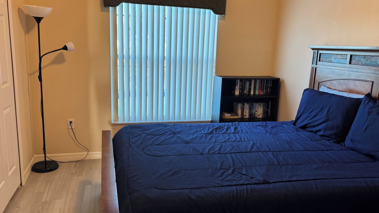 Photo of Bedroom in Eagle Pointe South