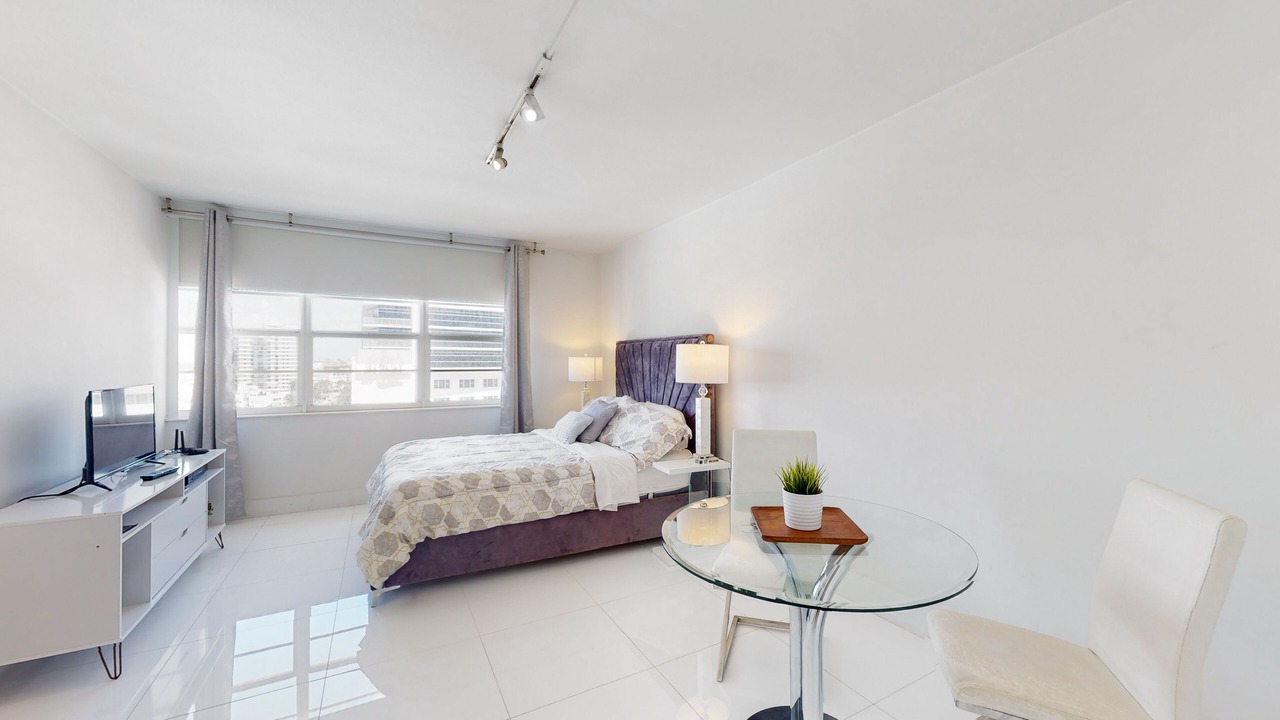 Photo of Bedroom in South Beach