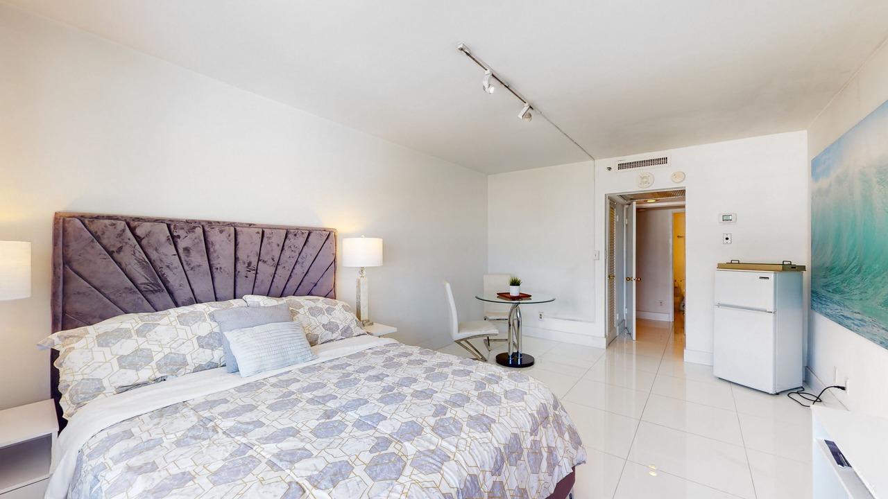 Photo of Bedroom in South Beach